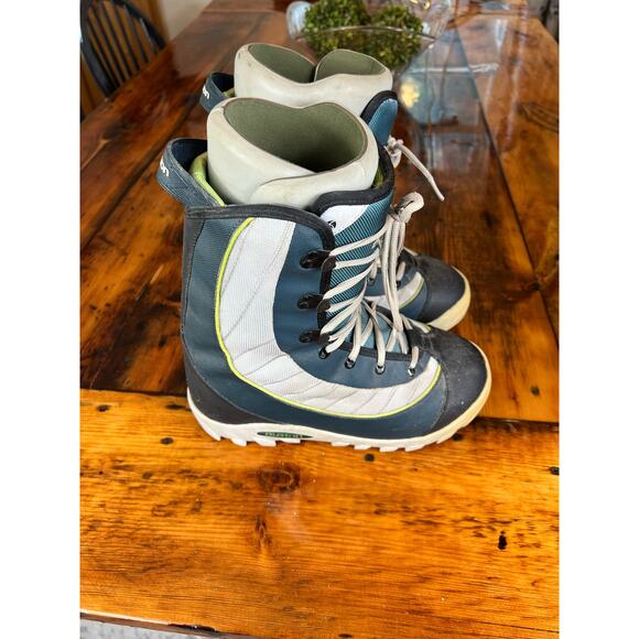 Vintage Men's Burton Lace Up MOTO Snowboard Boots - Picture 5 of 8
